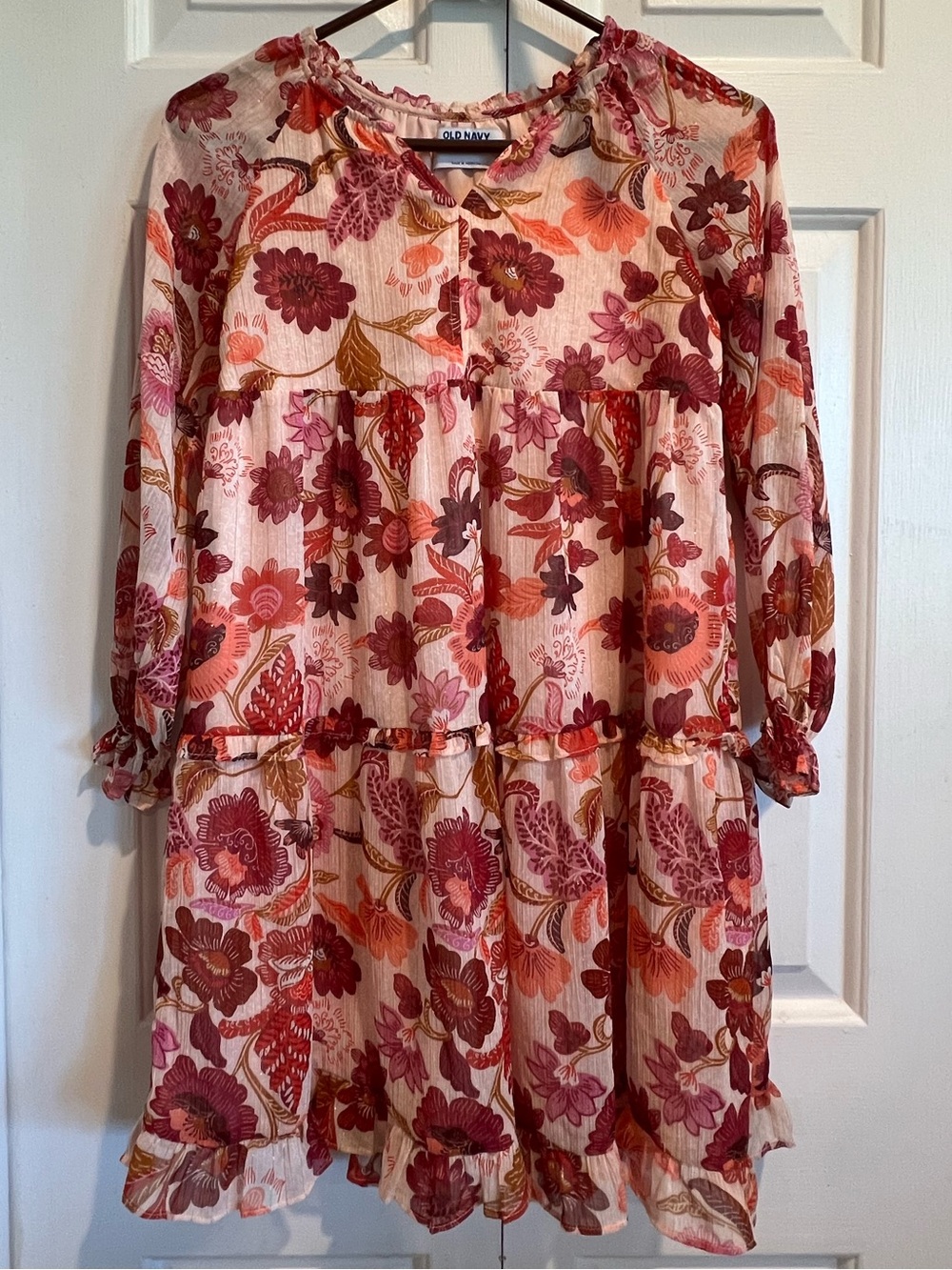 Floral 🌺 Tiered Long-Sleeve Dress - Pink & Fall Colors, Gold Metallic Thread